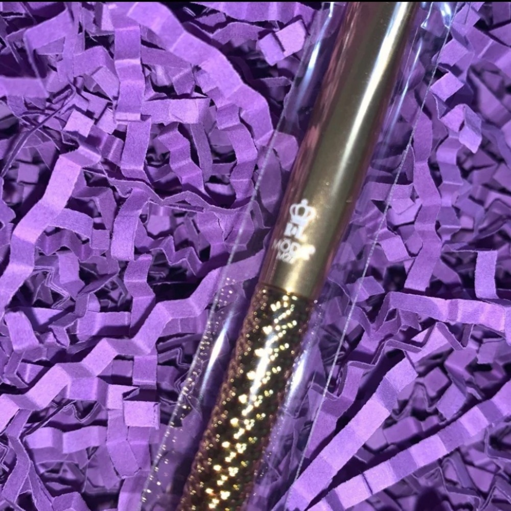 MODA Metallics Triad Eye Brush - Picture 4 of 5